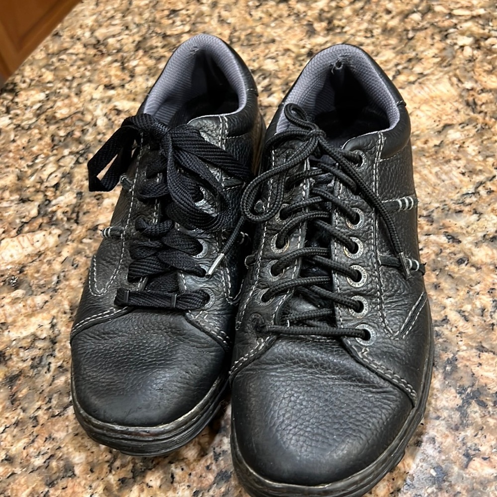 Dr. Martens men’s size 8